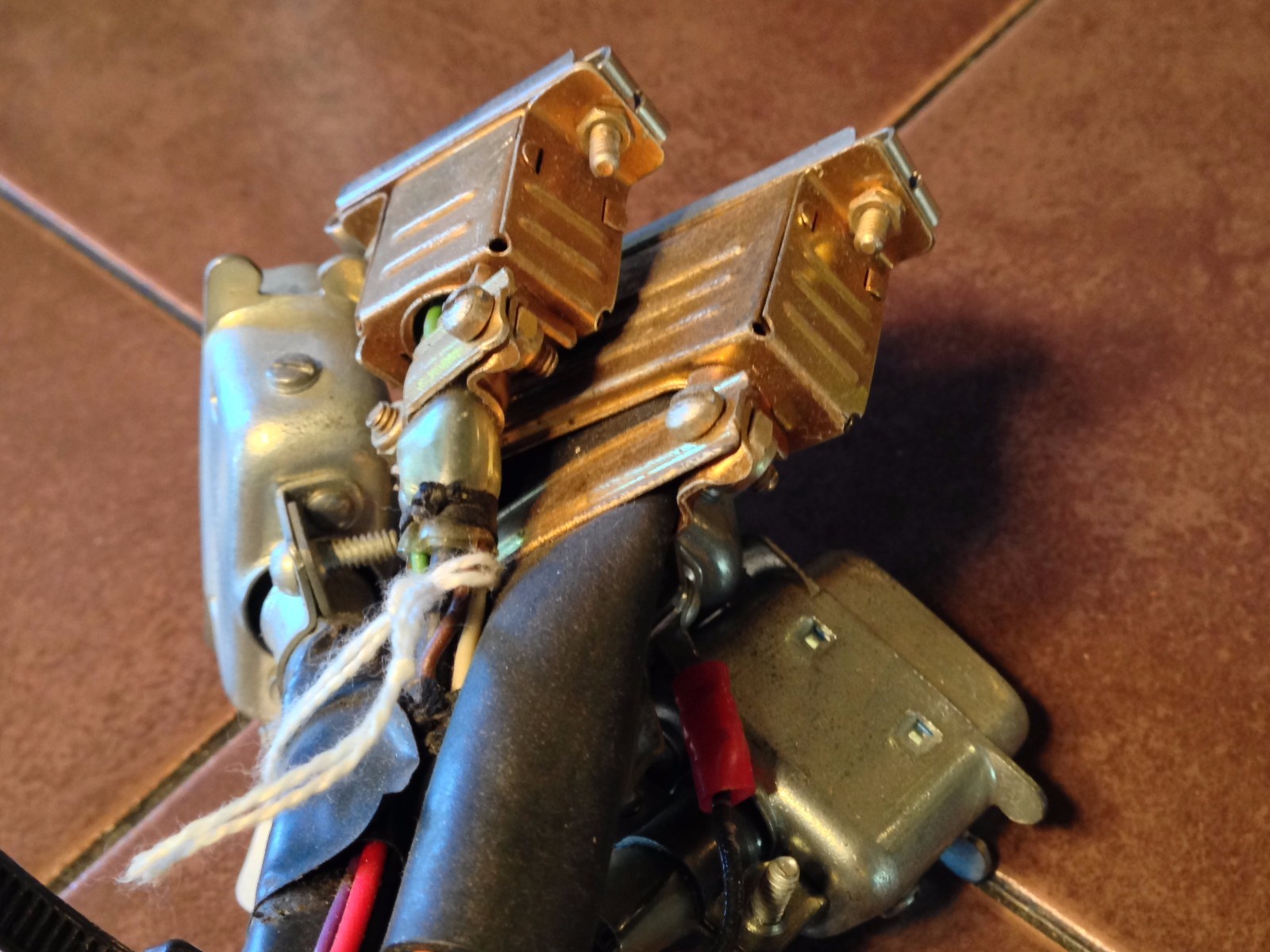 Set of Narco DME 195 connectors