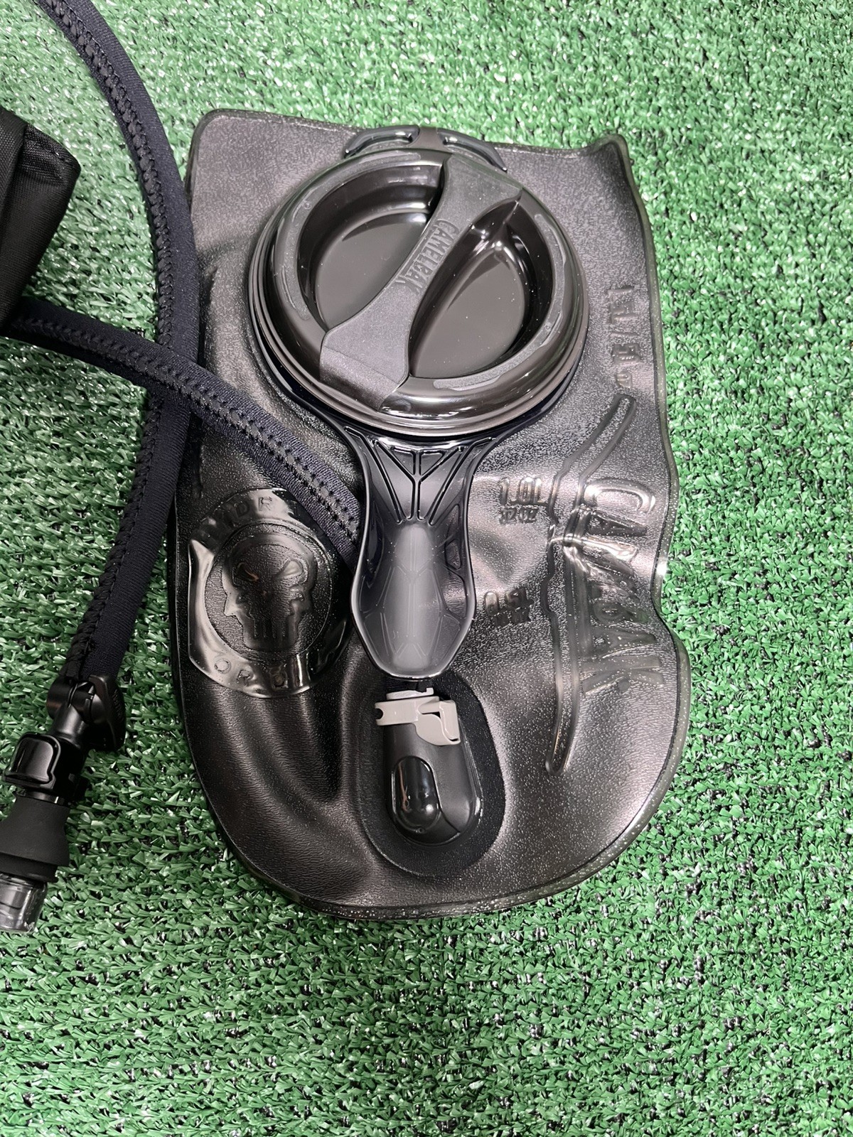 Camelbak HydroBak Maximum Gear Backpack Bladder Black Running Hunting Hiking