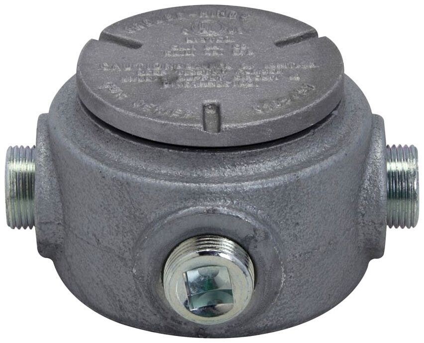 Crouse-Hinds GUR2, (4) 3/4" Hub, Iron, 3-Plug, Explosionproof  Outlet Box, 1 pc