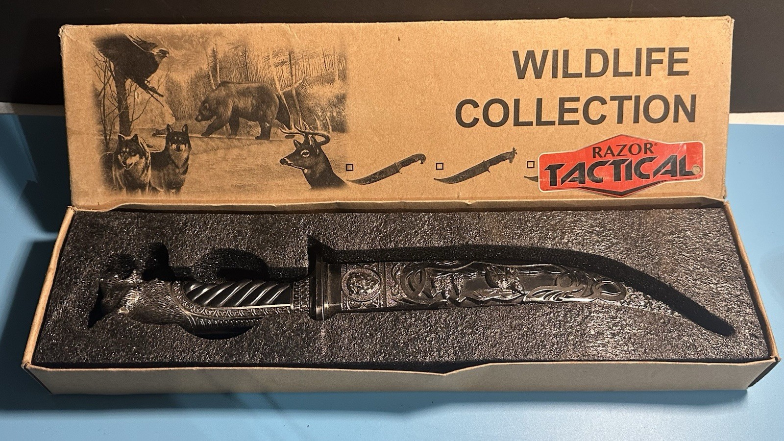 Hunting Knife with Bear Head
