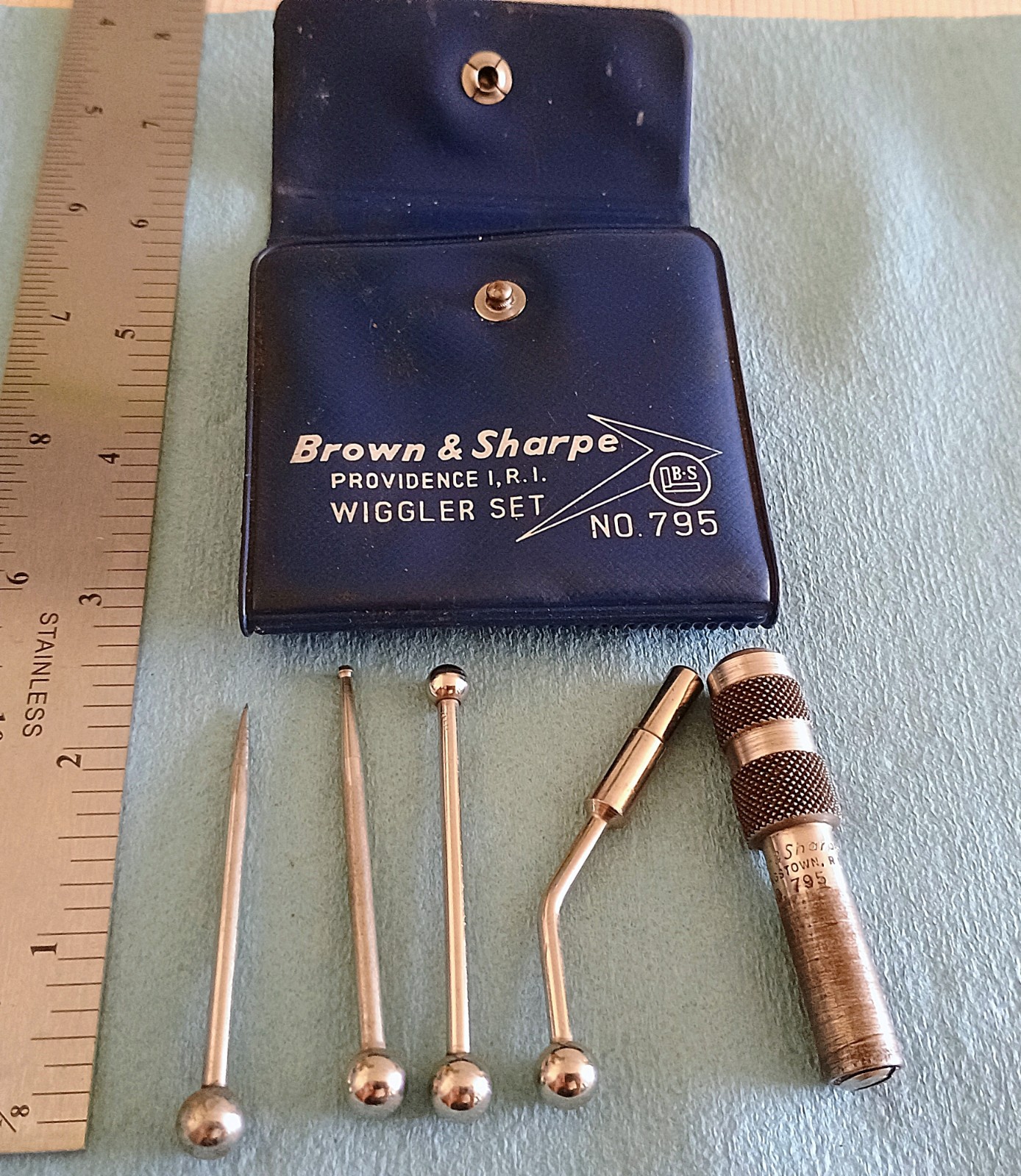 Vintage Brown & Sharpe No. 795 "Wiggler"/Center Finder 5pc Set USA