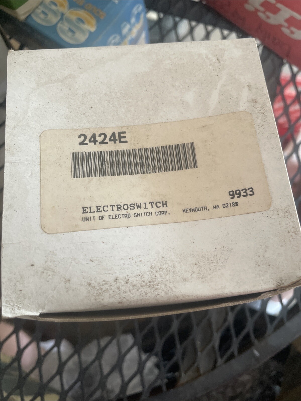 Electroswitch 2424E Rotary Synchroscope Switch 20A-600VAC (NO HANDLE )