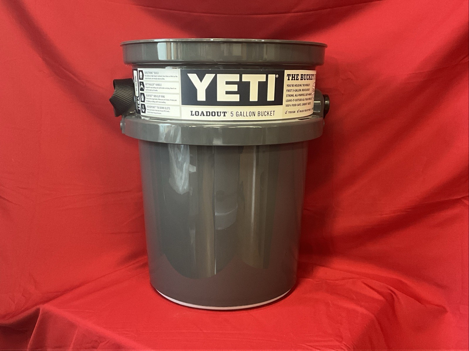 YETI Loadout 5 Gallon Bucket Charcoal (Brand New)