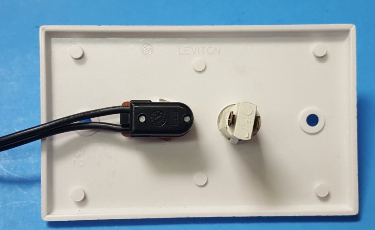 LIGHTED PUSHBUTTON TEST SWITCH , LEVITON , EMERGENCY SAFETY LIGHT