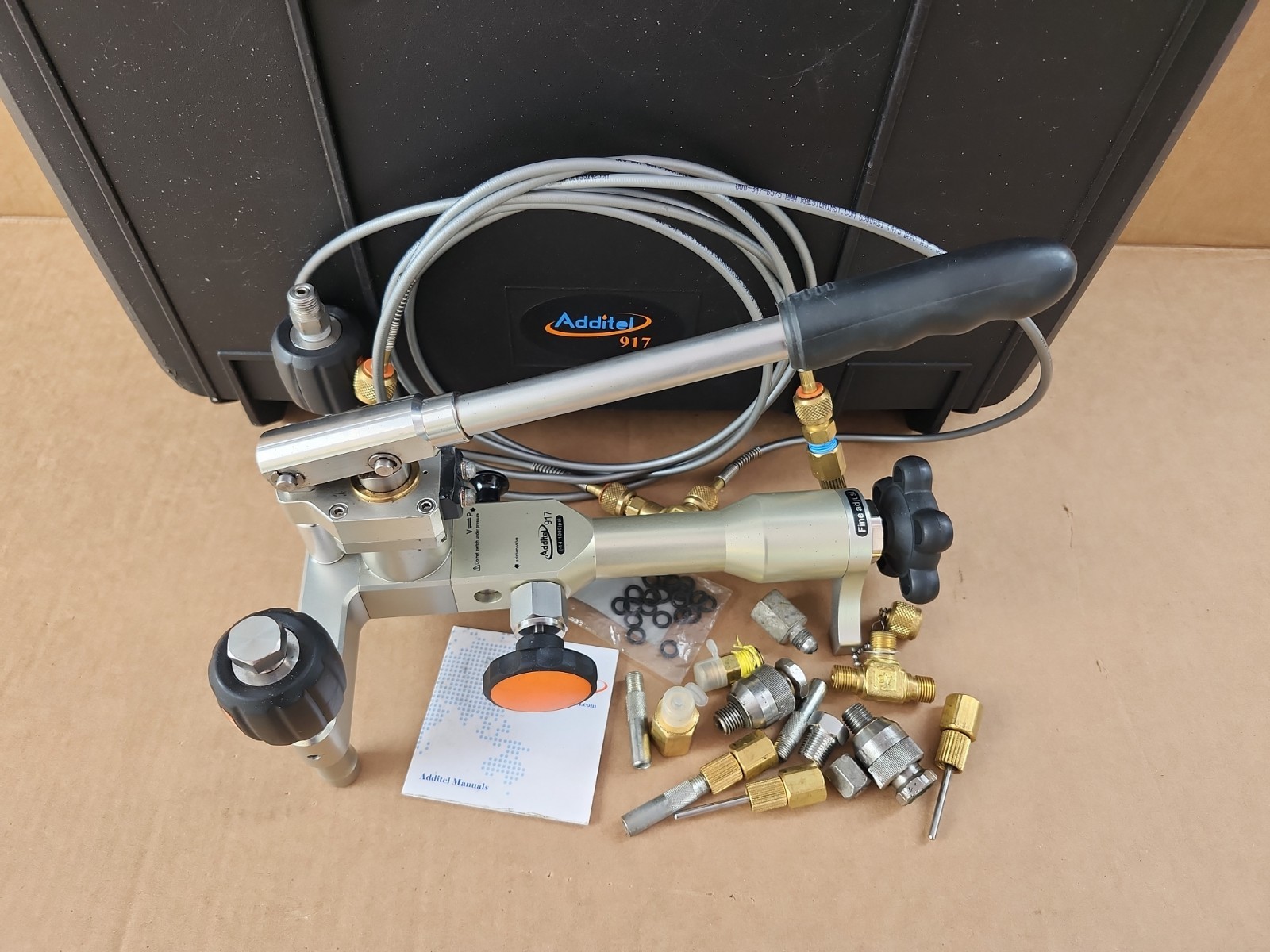 Additel 917 1000 PSI  Hydraulic Pressure Test Pump