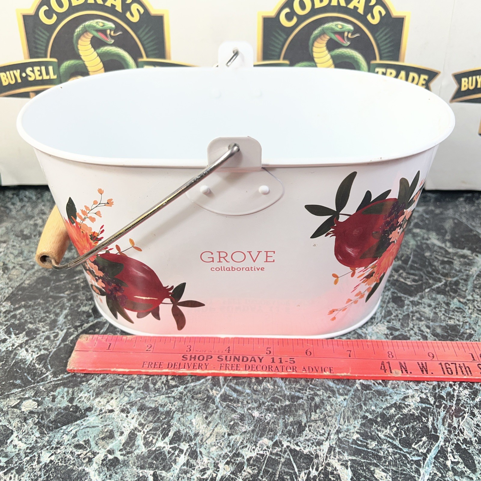 GROVE COLLABORATIVE CLEANING CADDY ORGANIZER TIN BUCKET FLOWERS DECORATIONS￼