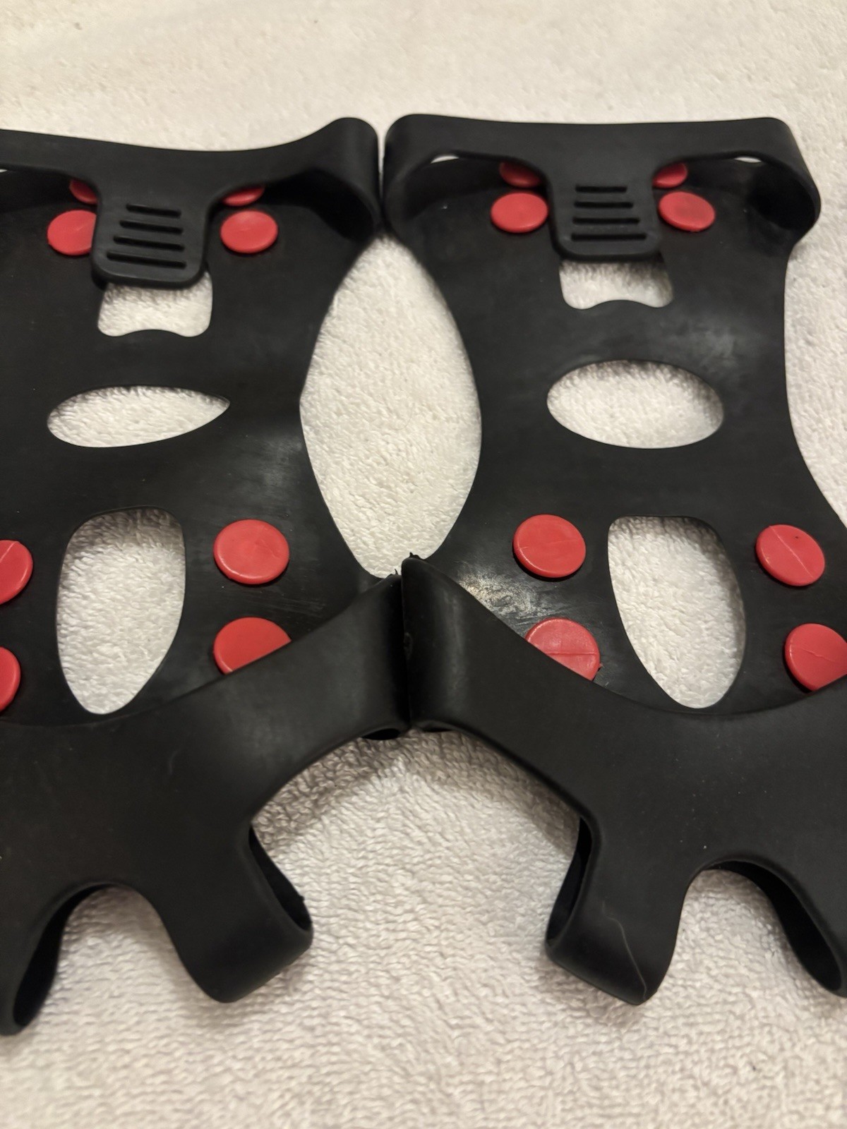 Action Traction Ice Cleats Size Large Color Black