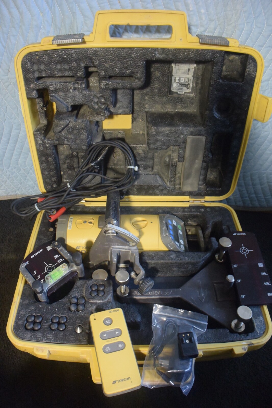 Topcon Model TP-L5AV Red Beam Straight Pipe Laser with Trivet Stand #2