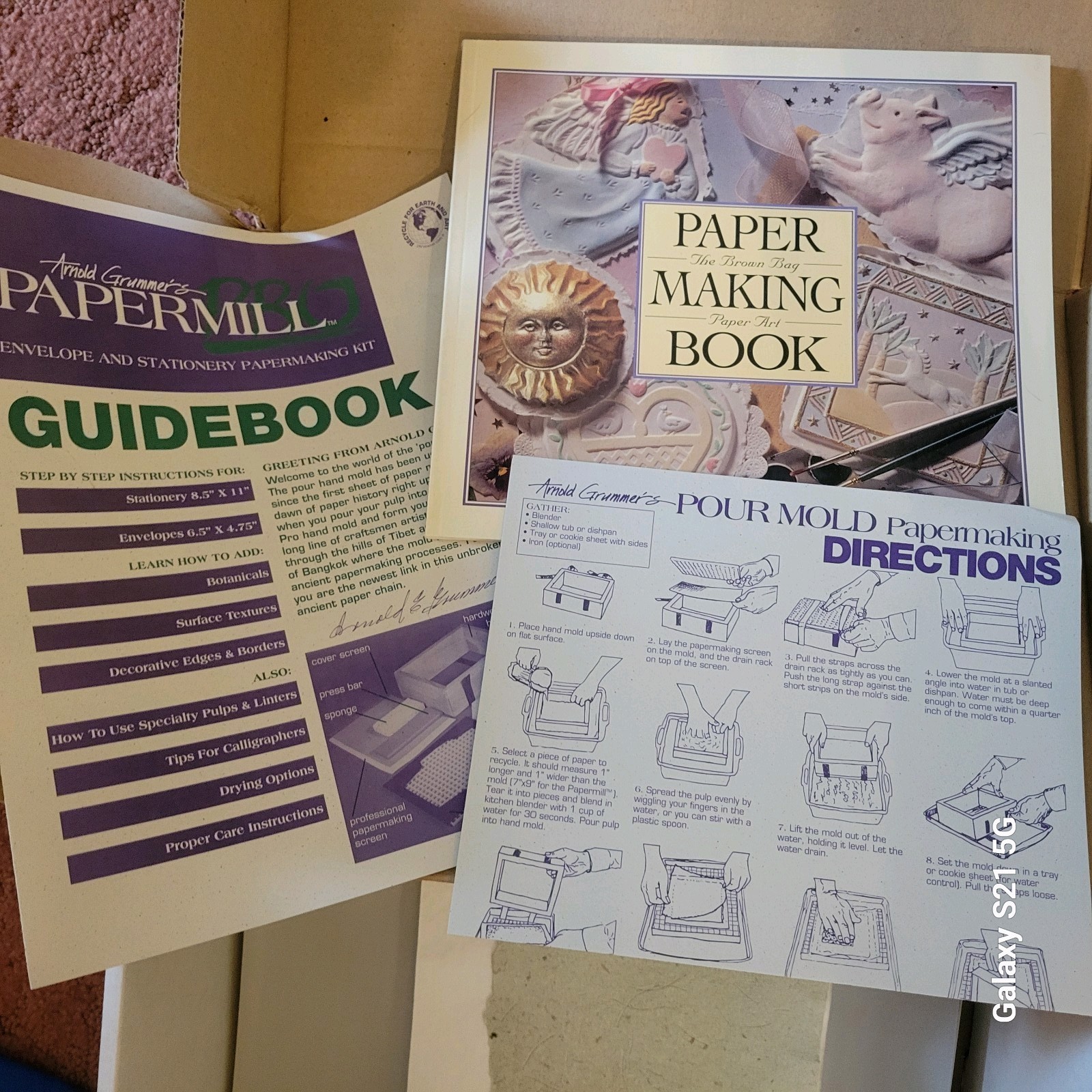 Arnold Grummer's Papermill Pro Envelope & Stationery Paper Making Kit Open Box
