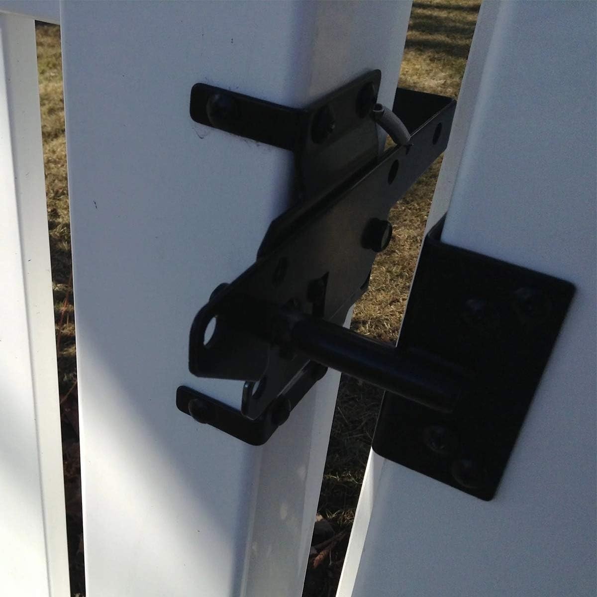 Heavy Duty Self-Locking Gate Latch Set