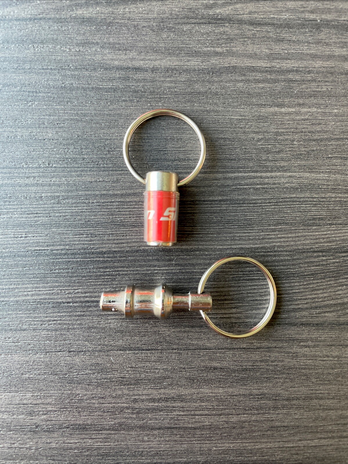 Snap-On Tools Authentic Metal Pull-Apart Red Keychain, NEW🇺🇸🔧