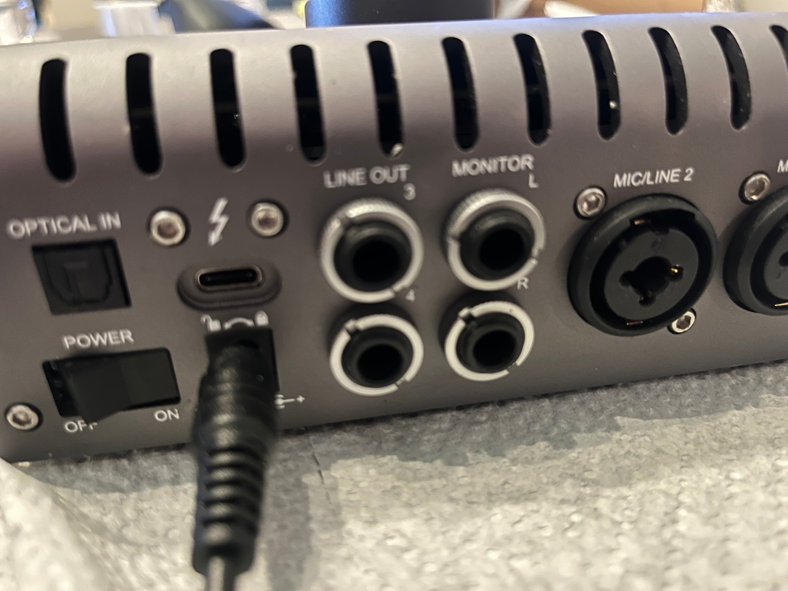 Universal Audio Apollo Twin x Duo Gen 1 Audio Interface USB-C