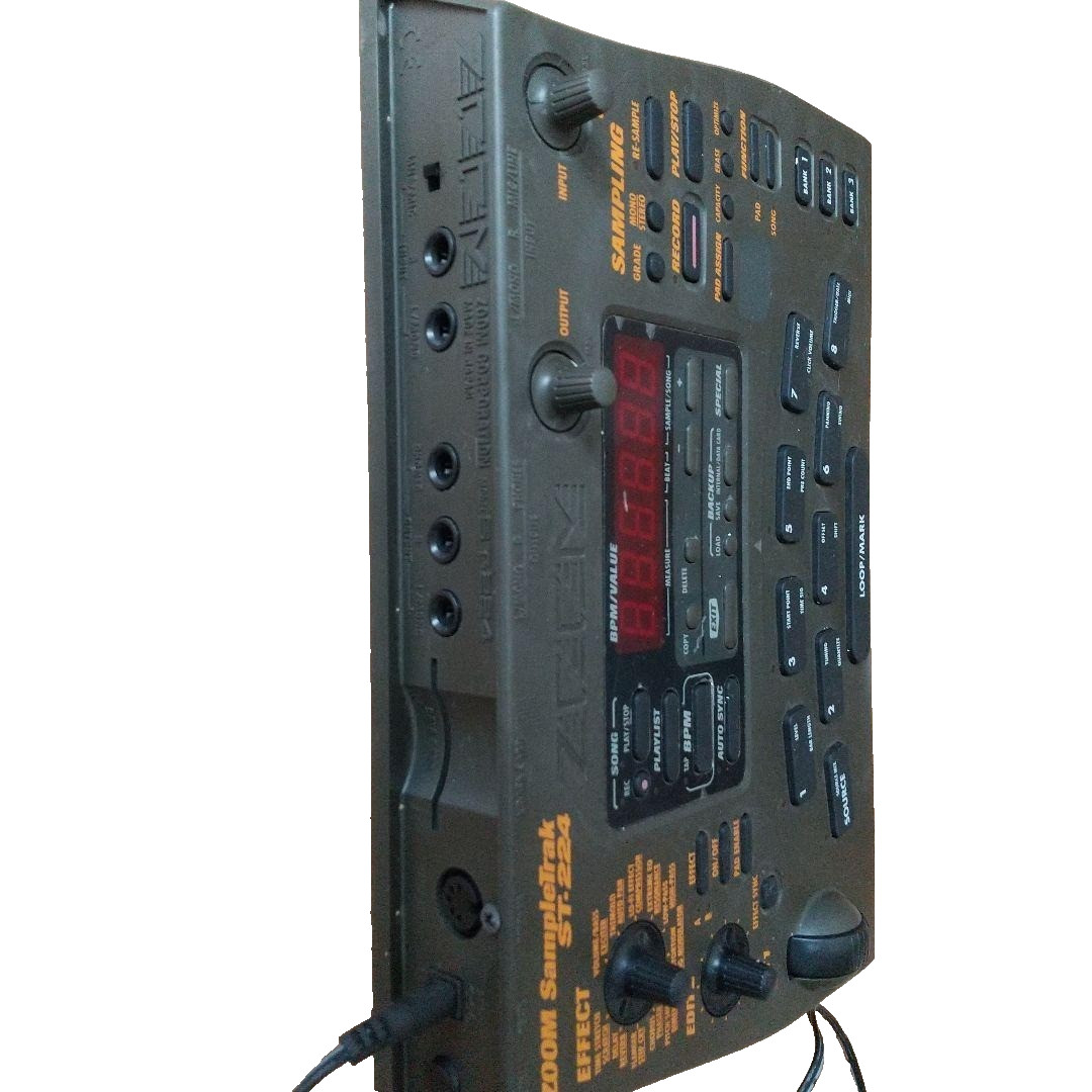 ZOOM SampleTrak ST-224 Sampler As-Is For Parts Power On Vintage