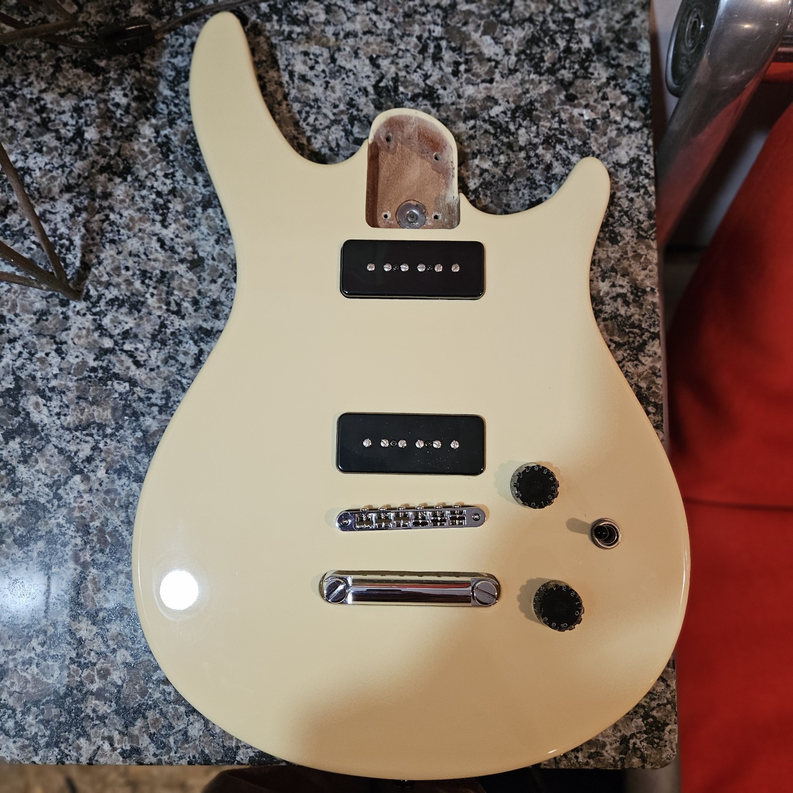 Peavey Fierenza p90 body