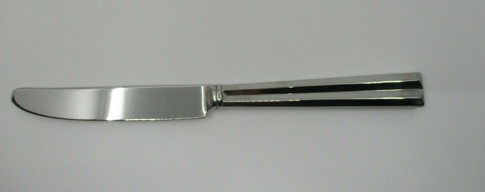 GORHAM STAINLESS GRAND MANOR DINNER KNIFE  - 9 3/8" - 6E