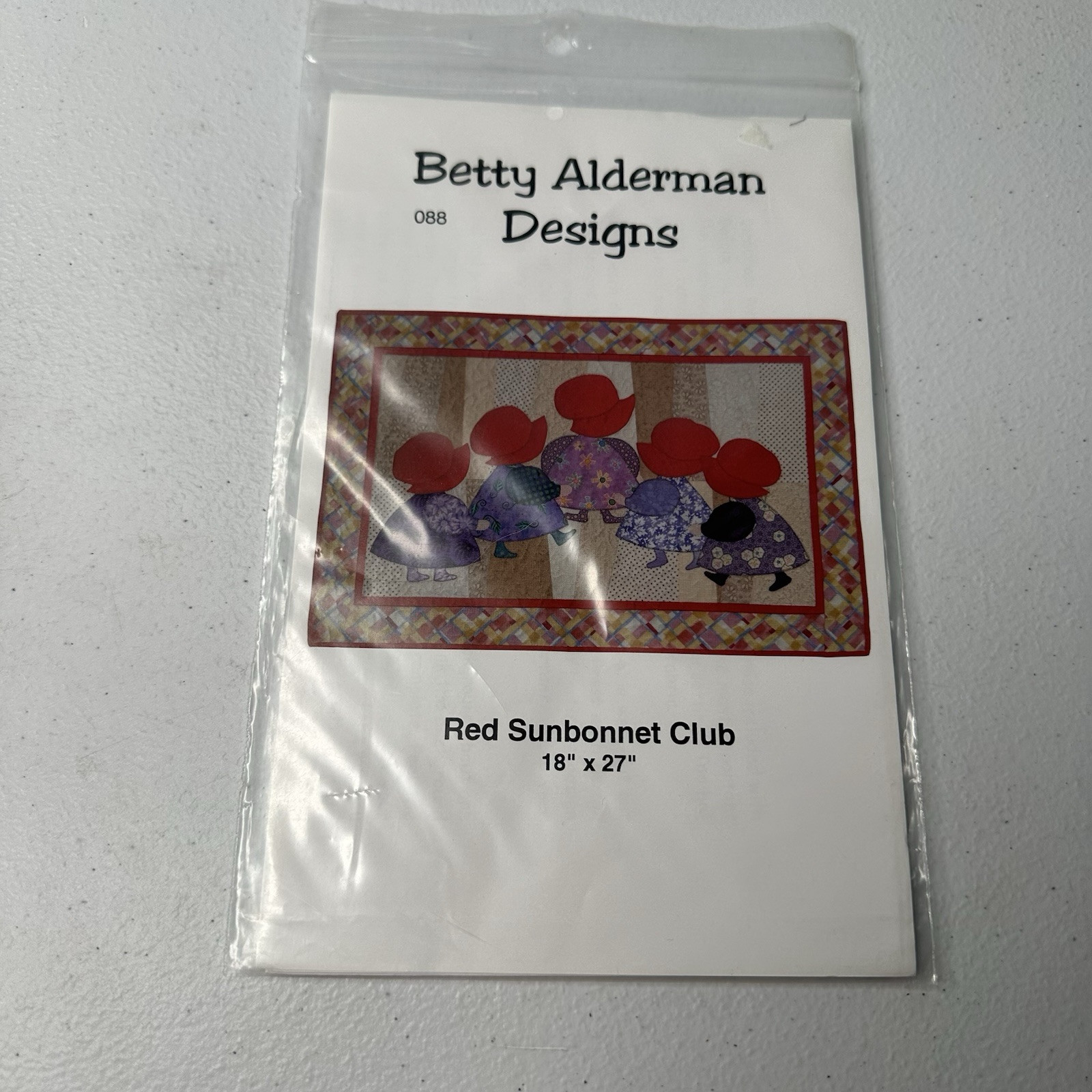 Betty Alderman Designs QUILT PATTERN “Red Sunbonnet Club” 18”x 27” Appliqué