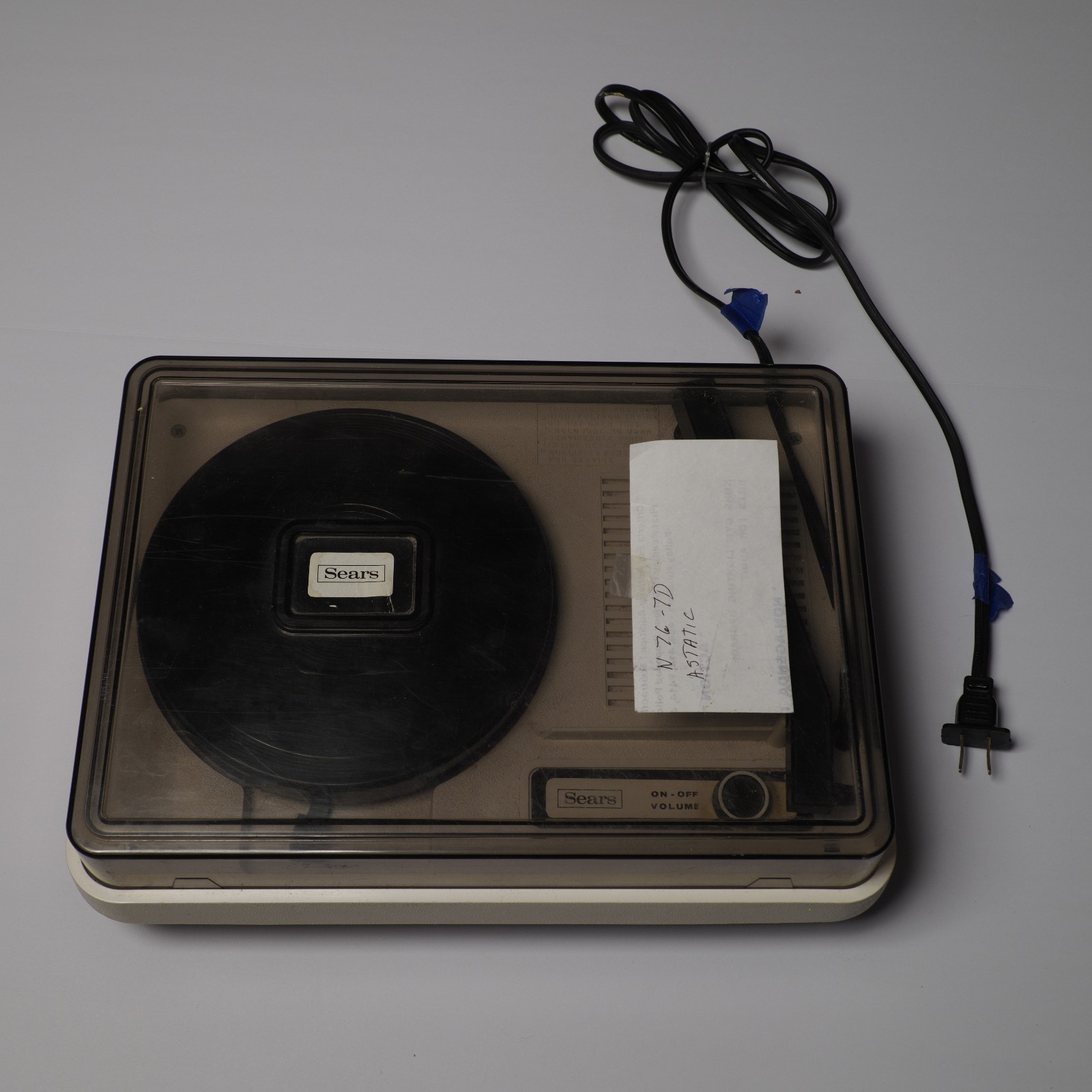Vinyl Record Player (Sears, Model No. 39032260400) **UNTESTED, NEEDS NEEDLE**