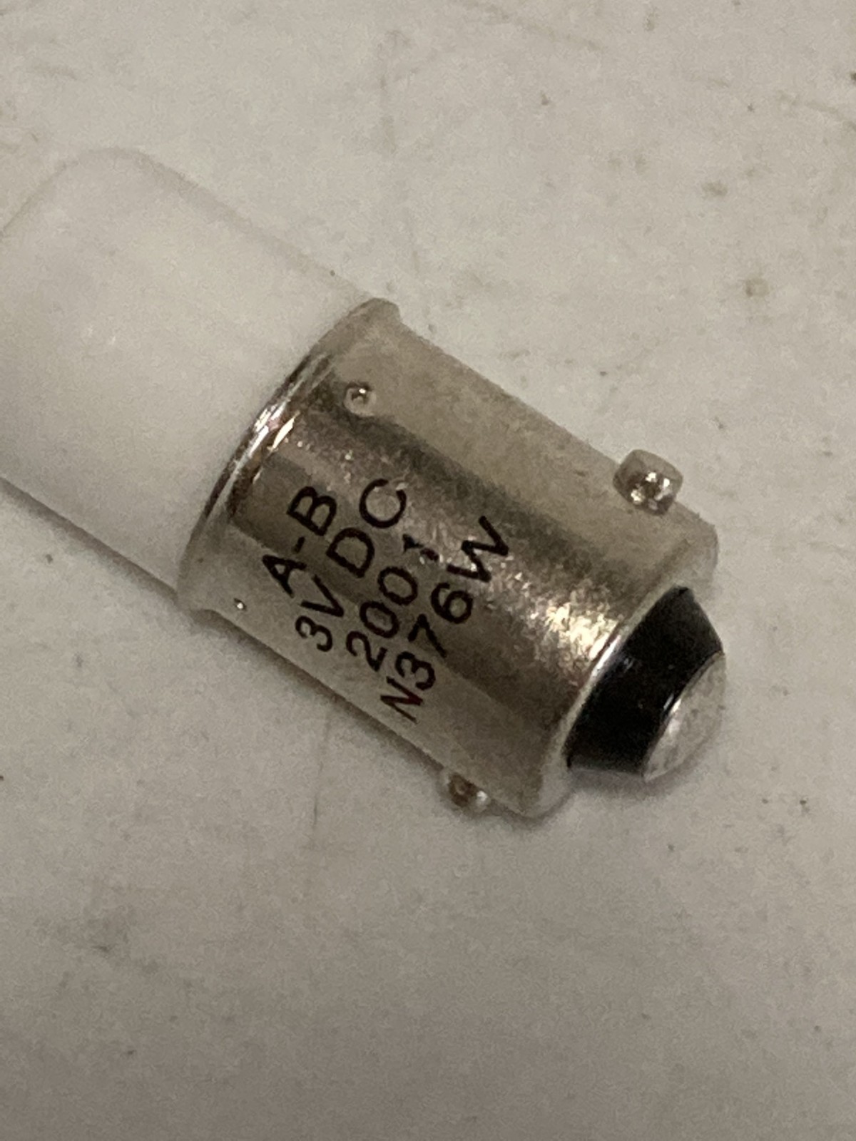 ALLEN BRADLEY 800T-N376W LED BULB 3VDC WHITE BAYONET BASE USE W/ 800TC-N374 NNB