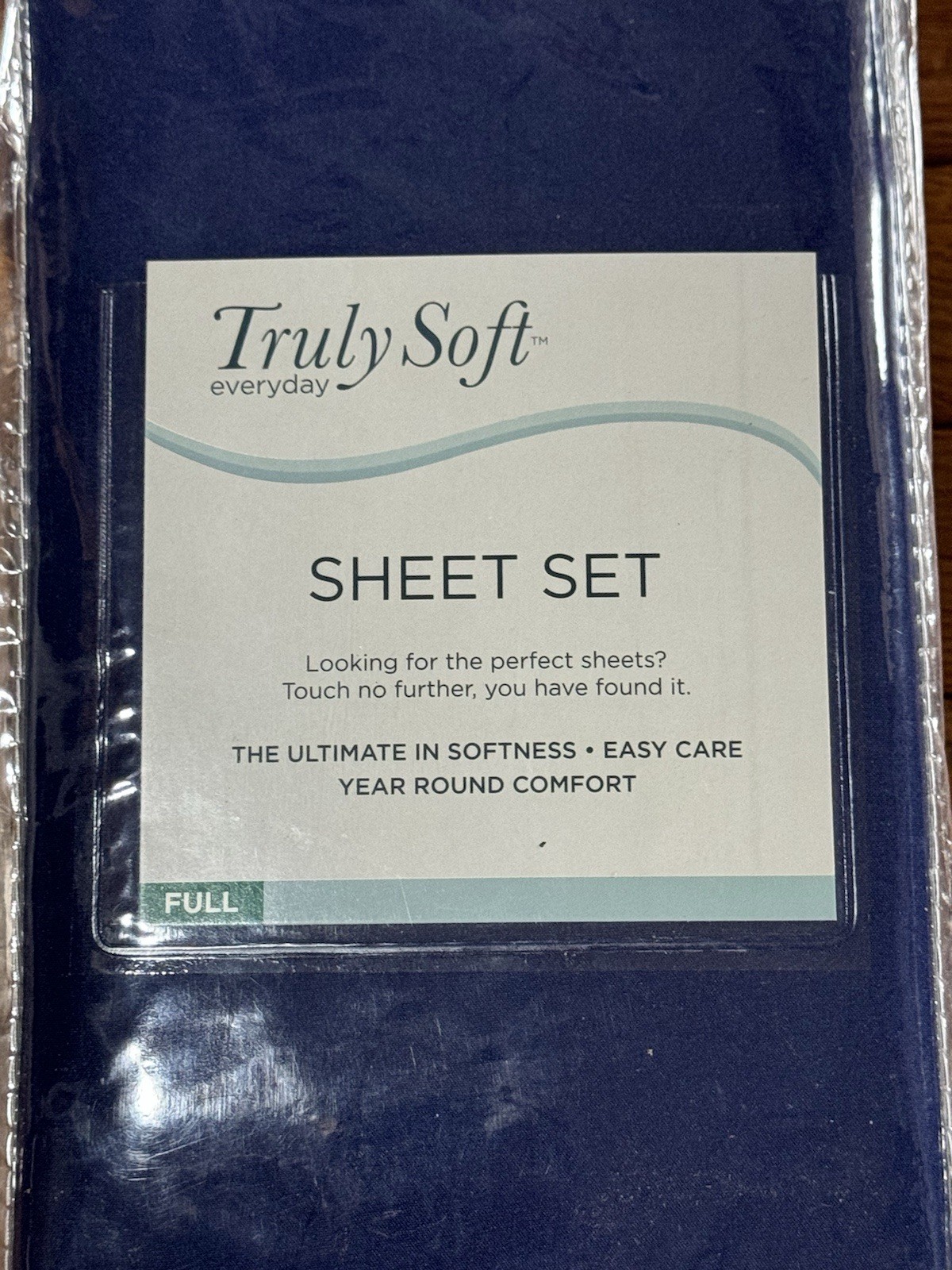 Truly Soft Everyday Sheet Set - Dark Blue - Full -  Wrinkle Resistant - NEW