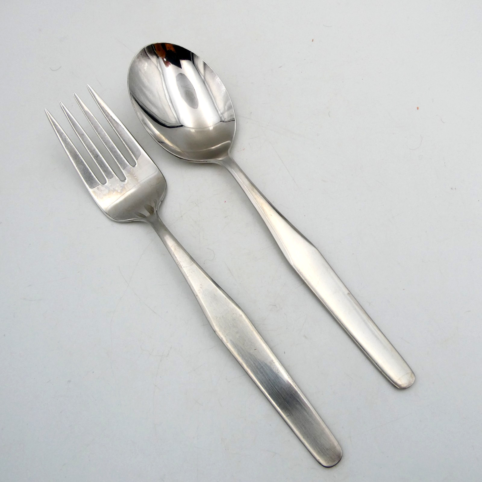 Wallace NORTH SHORE Stainless Steel Serving Spoon and Fork 8 inch