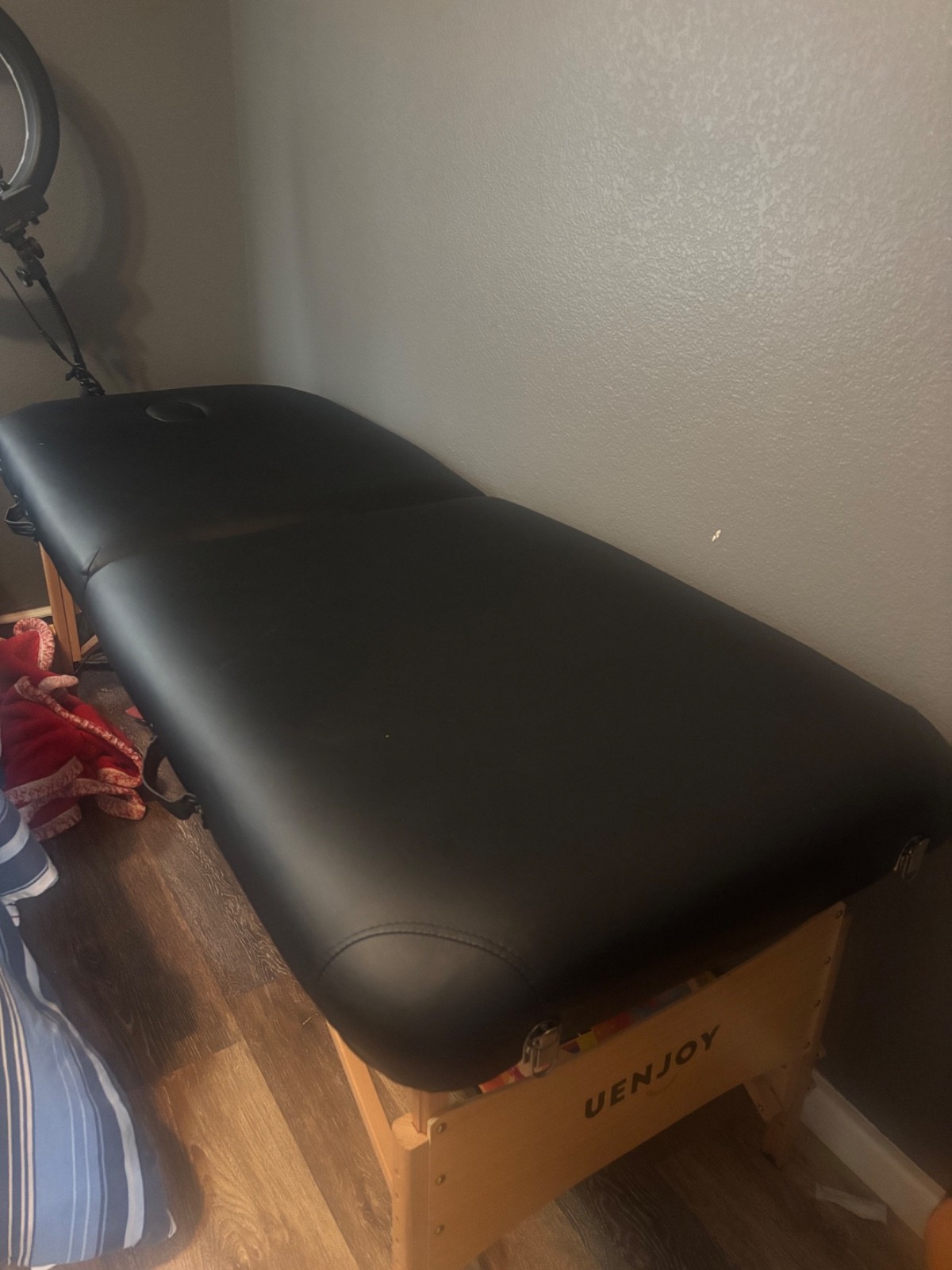 BestMassage XTS-MT296 73 inch Folding Massage Table with Carry Case - Black