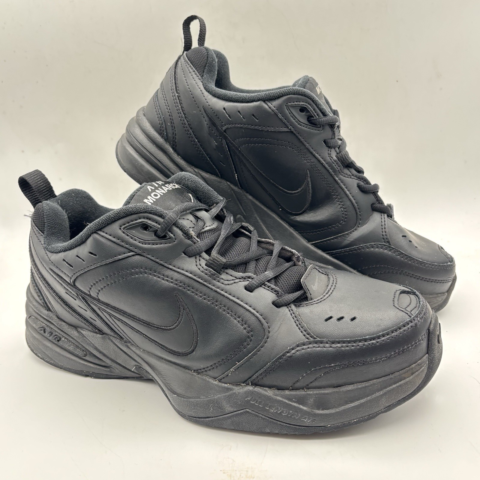 Nike Shoes Mens 11 Air Monarch IV Sneaker Black Lace Up Athletic 415446-001