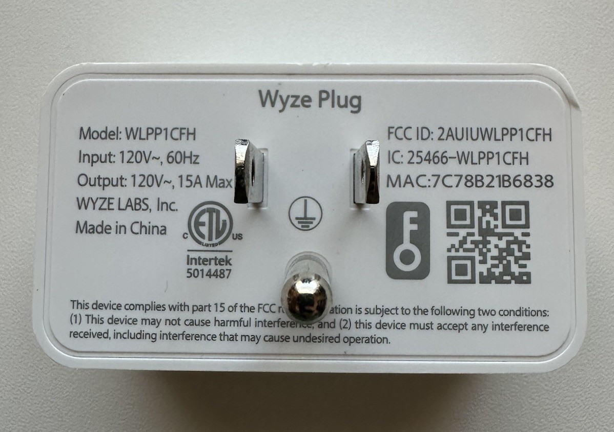 Wyze Plug, 2.4GHz WiFi Smart Plug, White (WLPP1CFH)