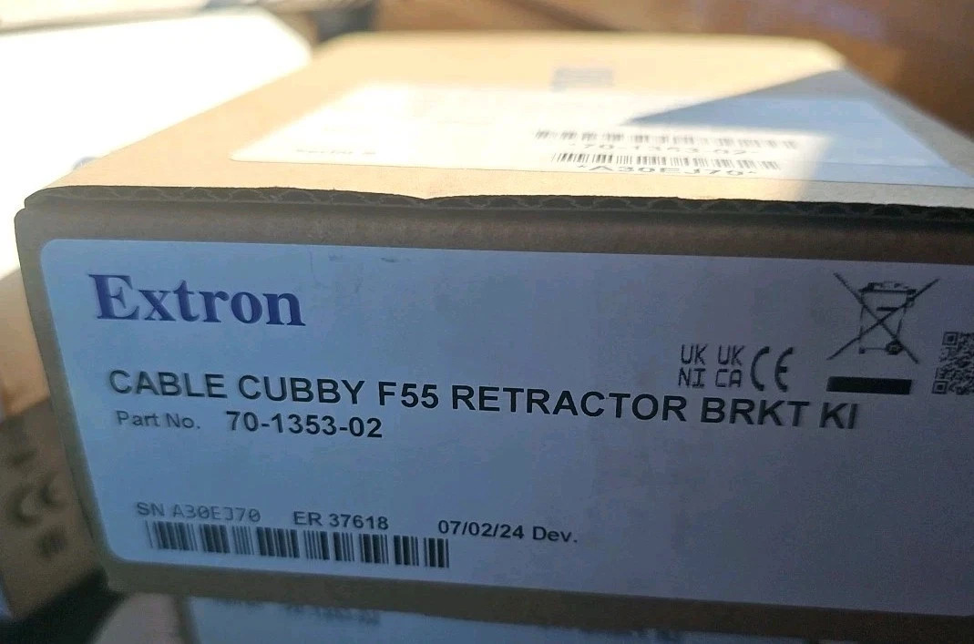 Extron 70-1353-02 Cable Cubby F55 Retractor Mounting Bracket Kit