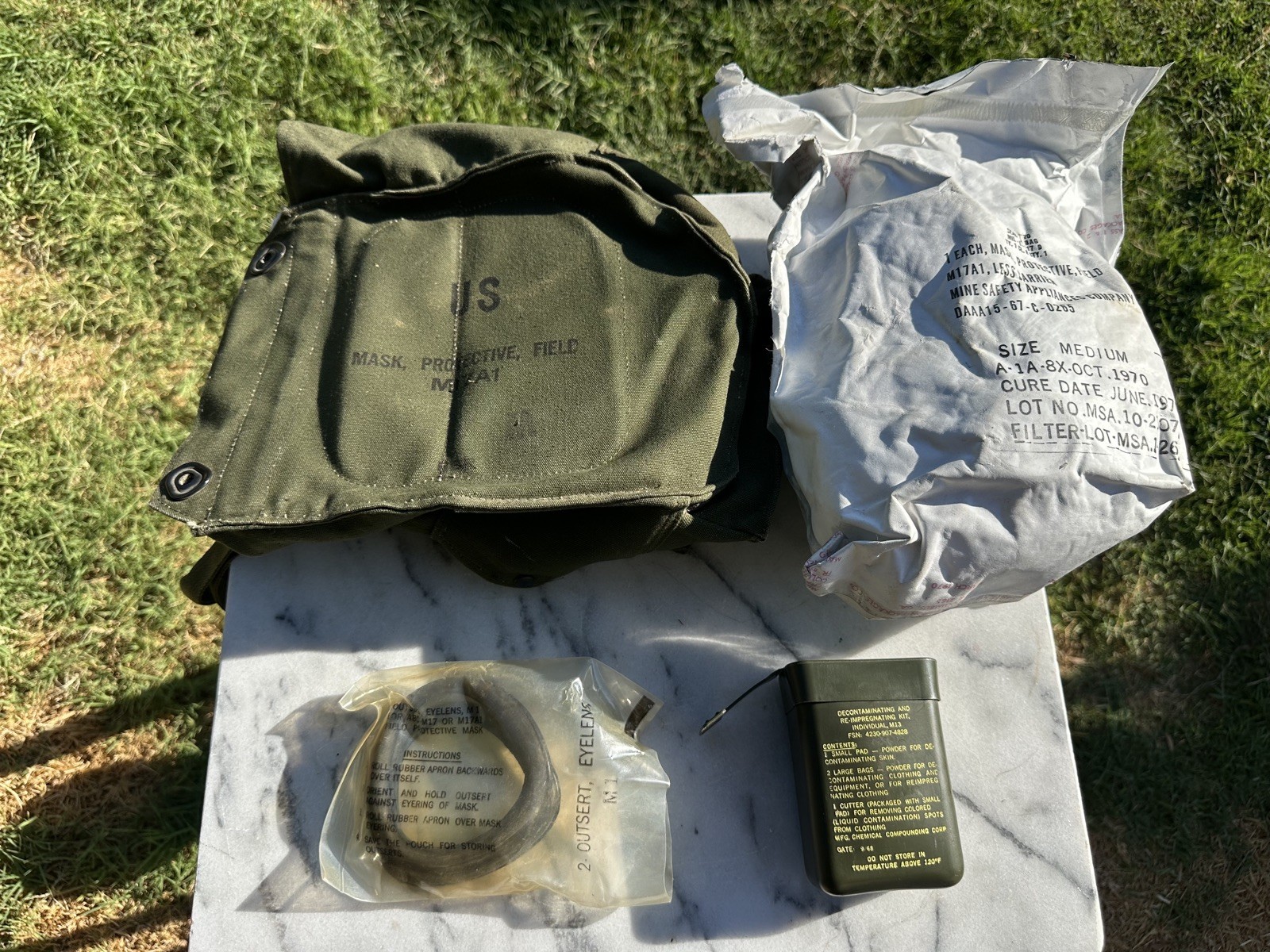 Vintage US  M17A1 Chemical Gas Mask MSA Size Medium With Bag and Extras