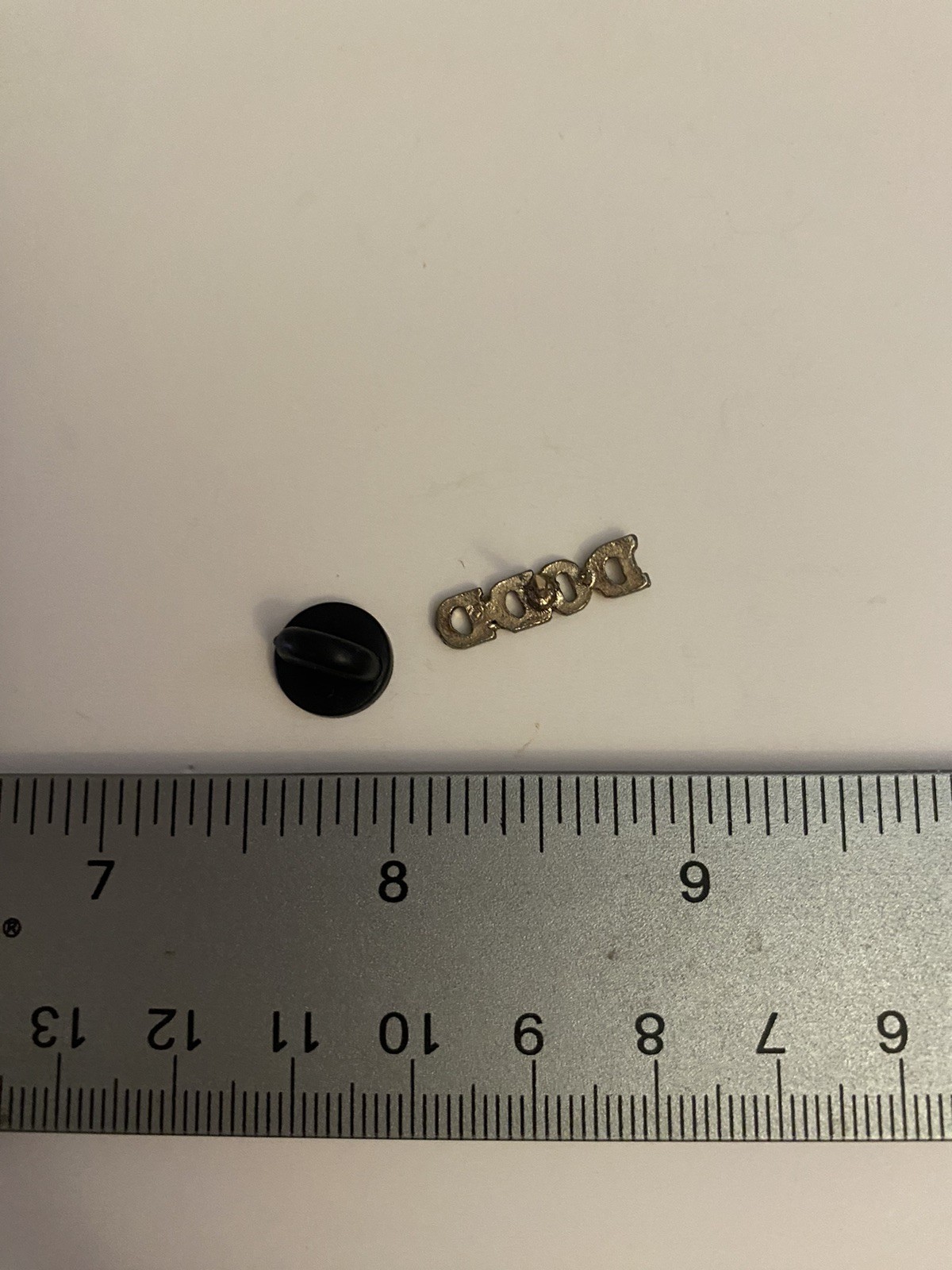 Dodd Lapel Pin P108