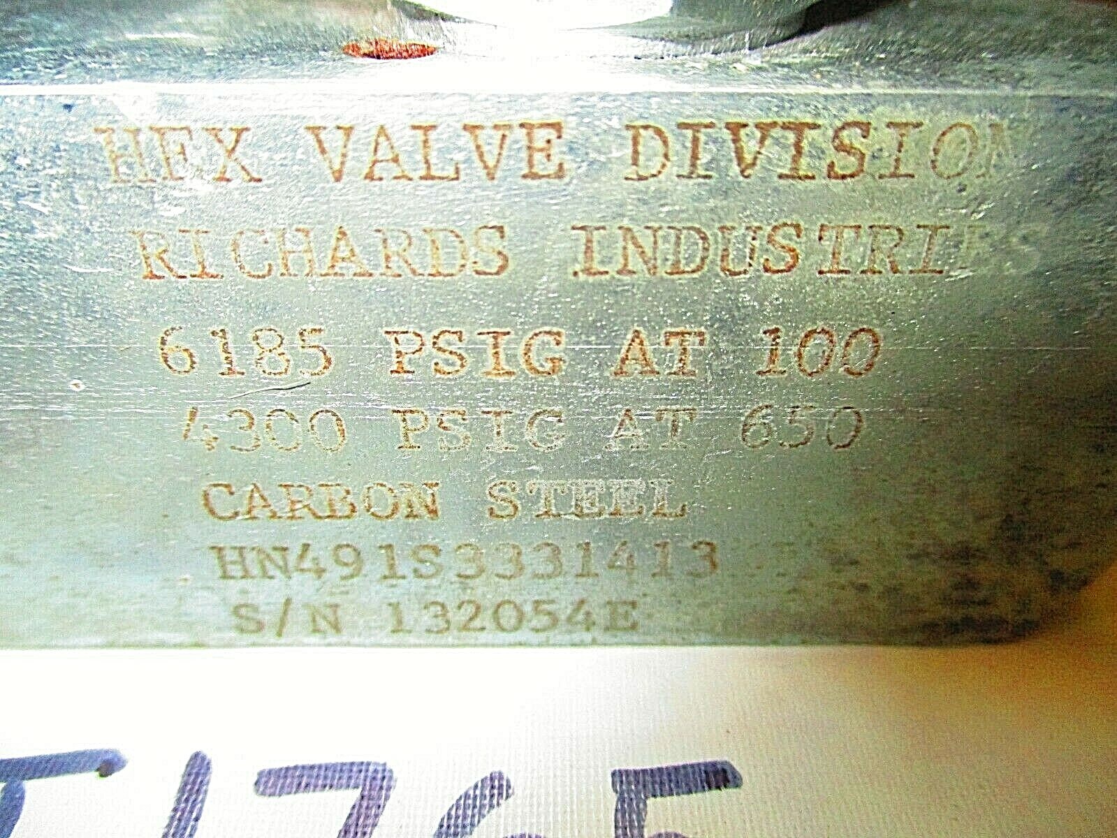 Needle Valve | HEX VALVE HN491S3331413 | 1/2" FNPT | 6185 psi | Integral Seat