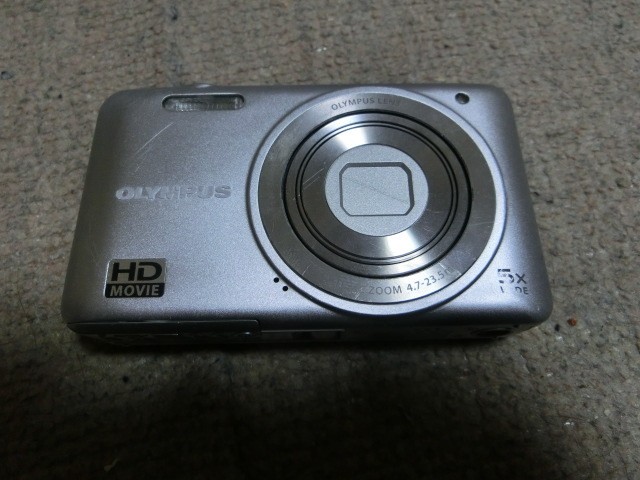 OLYMPUS VG-130 Compact Digital Camera (Used) - Free Shipping