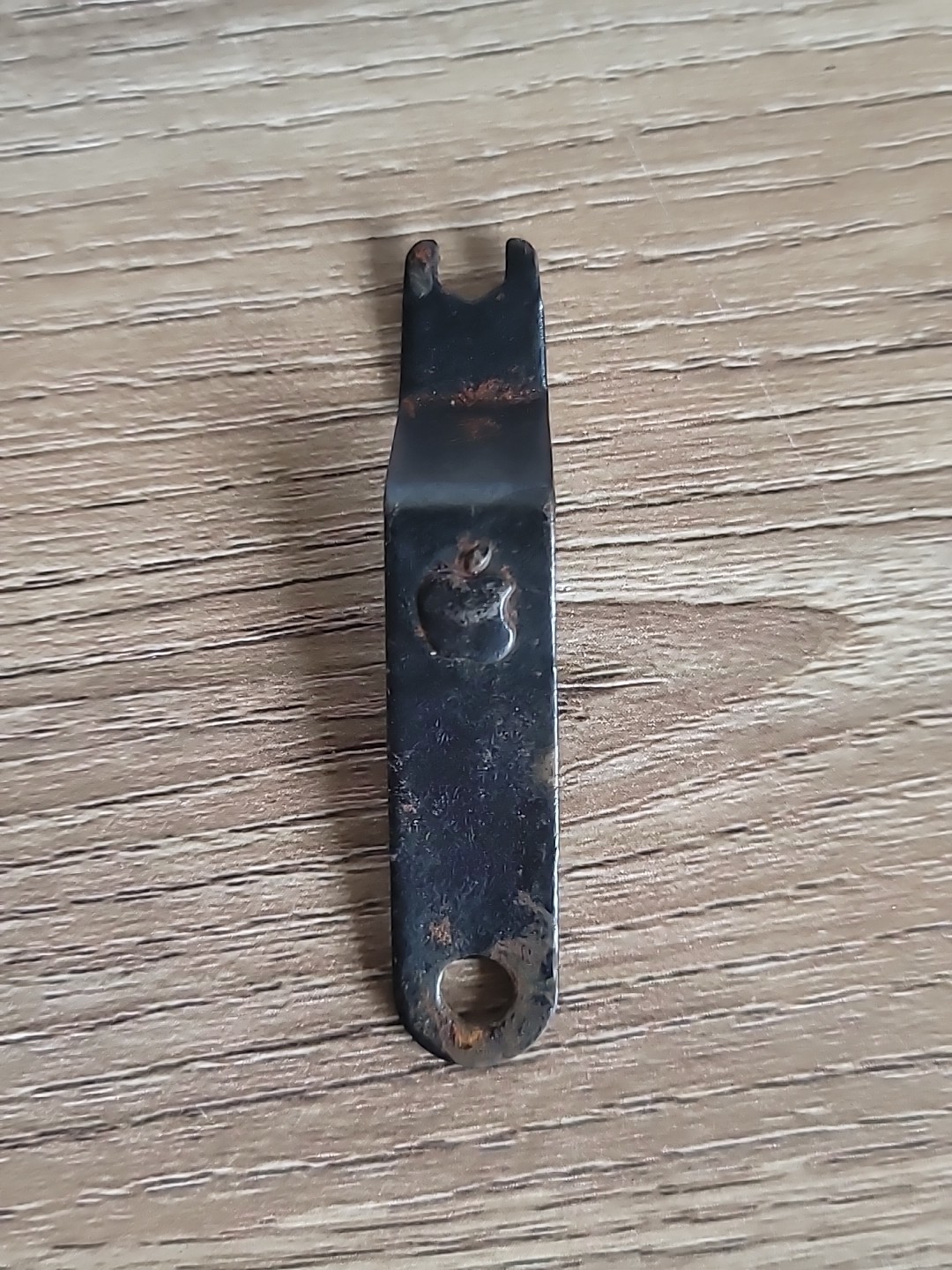 Apple Interface Card Wrench Keychain Tool Black Stainless