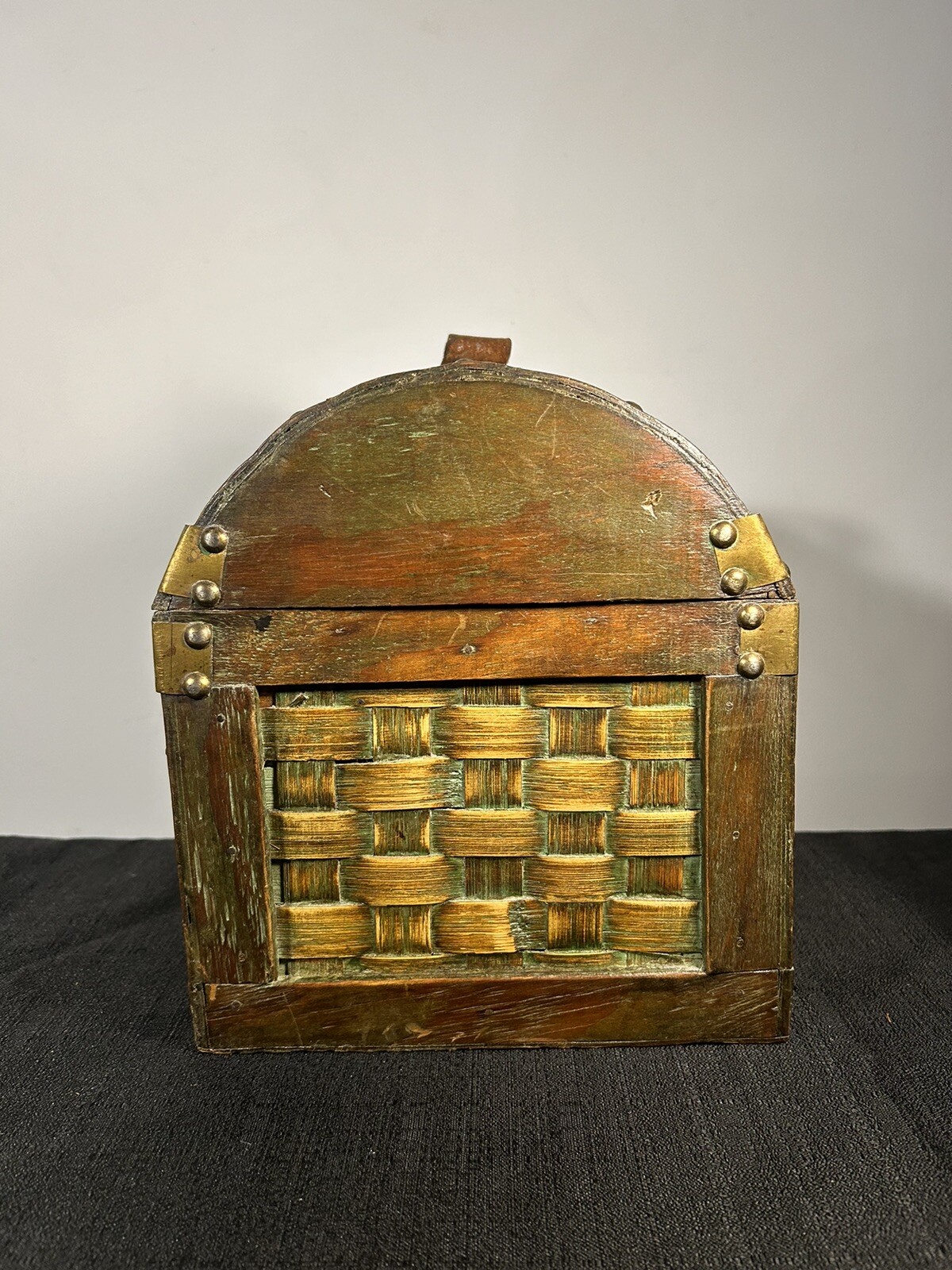 Decorative Chest - Storage Box Large With a leather handle