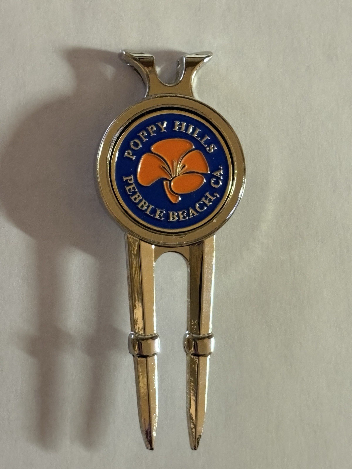 Poppy Hills Golf Course Authentic Members Divot Tool & 1" Coin Style Golf Marker
