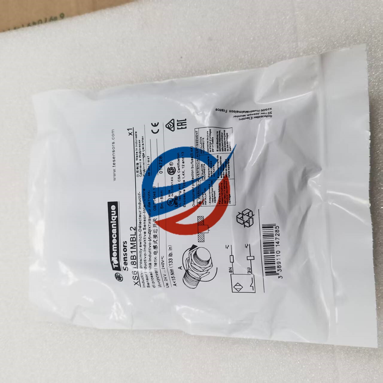 XS618B1MBL2 brand new pressure switch with box for free shipping ###