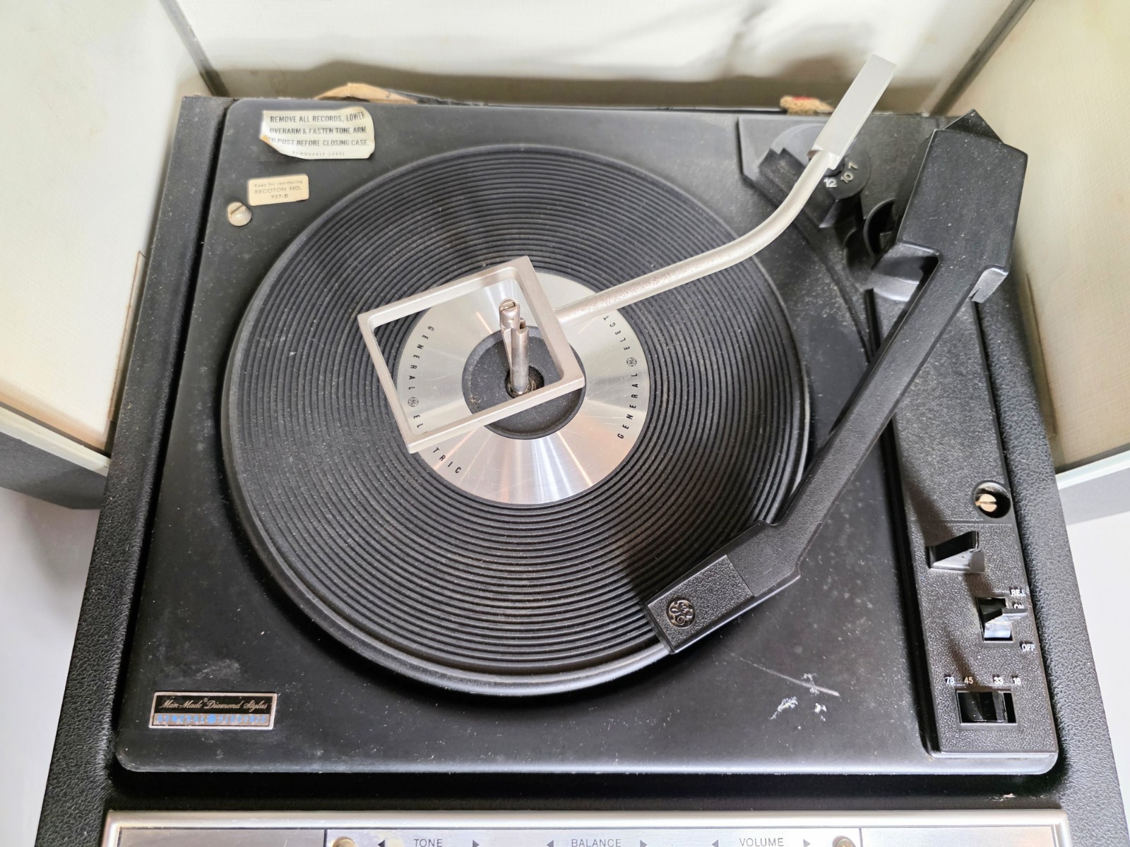 G E Solid State Stereo Portable Record Player with Detachable Spea…