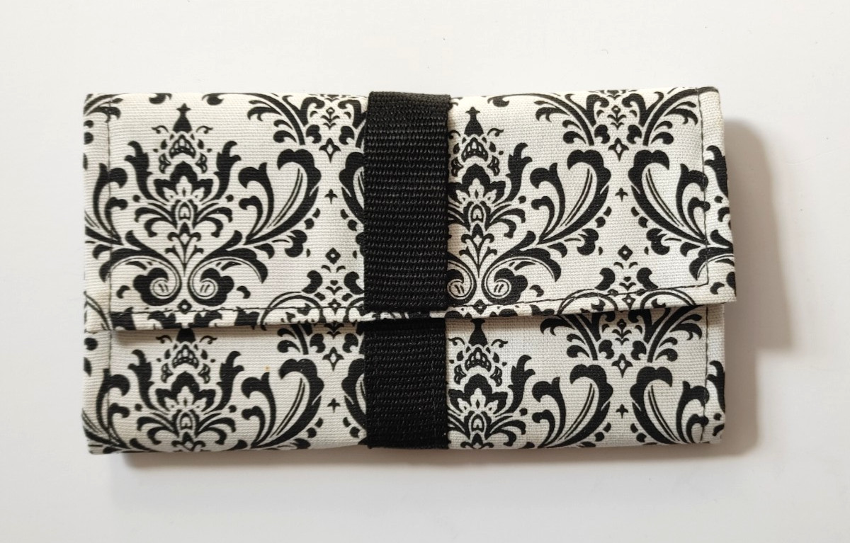 Wallet Coupon Organizer Black & White 8" x 4.75" Canvas Damask Paisley