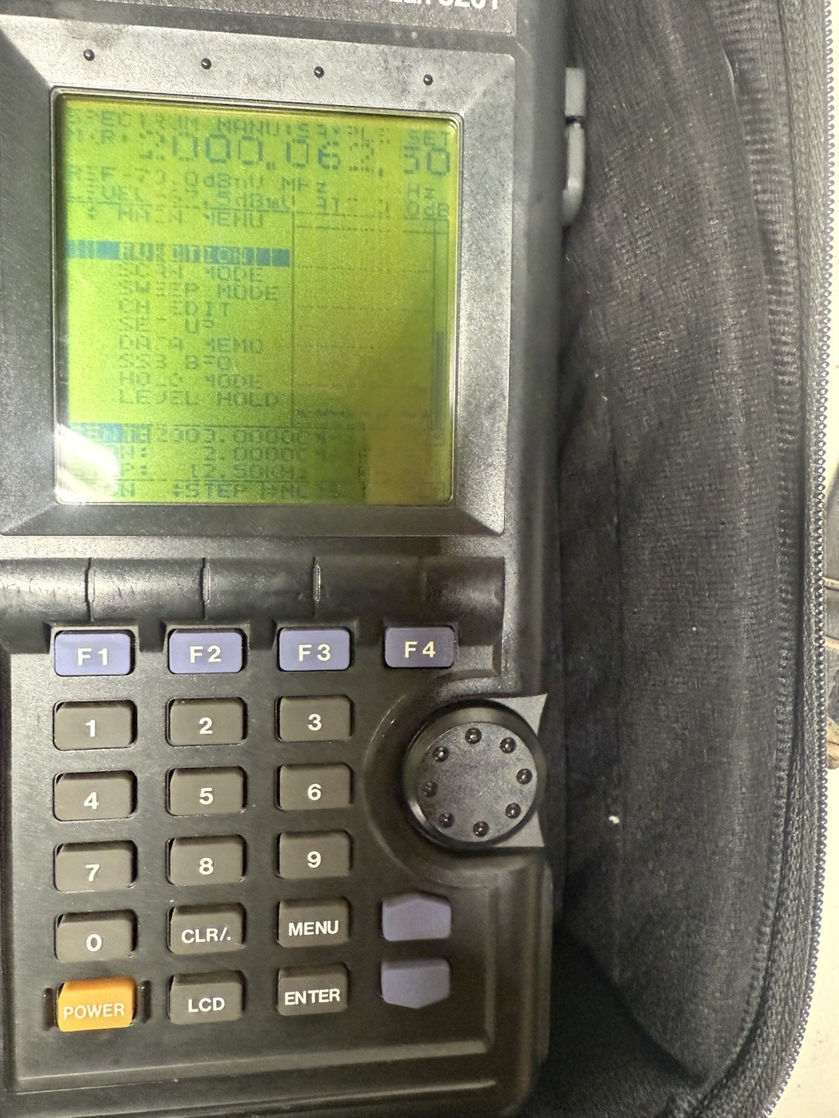 Protek 3201 2GHz Hand-Held RF Field Strength Analyzer - FOR PARTS / NOT WORKING
