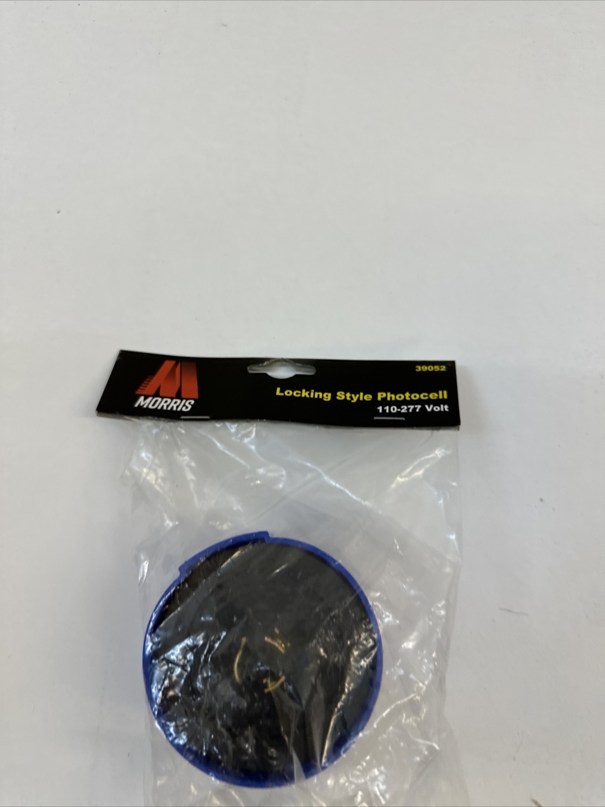 Morris  39052 Locking Style Photocell 110-277 Volt 1000W Tungsten Rating