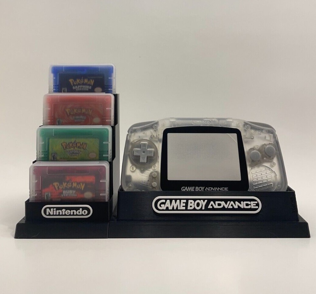 Gameboy Advance & 8 Game's in Cases Display - DISPLAY ONLY (Customize Colors)