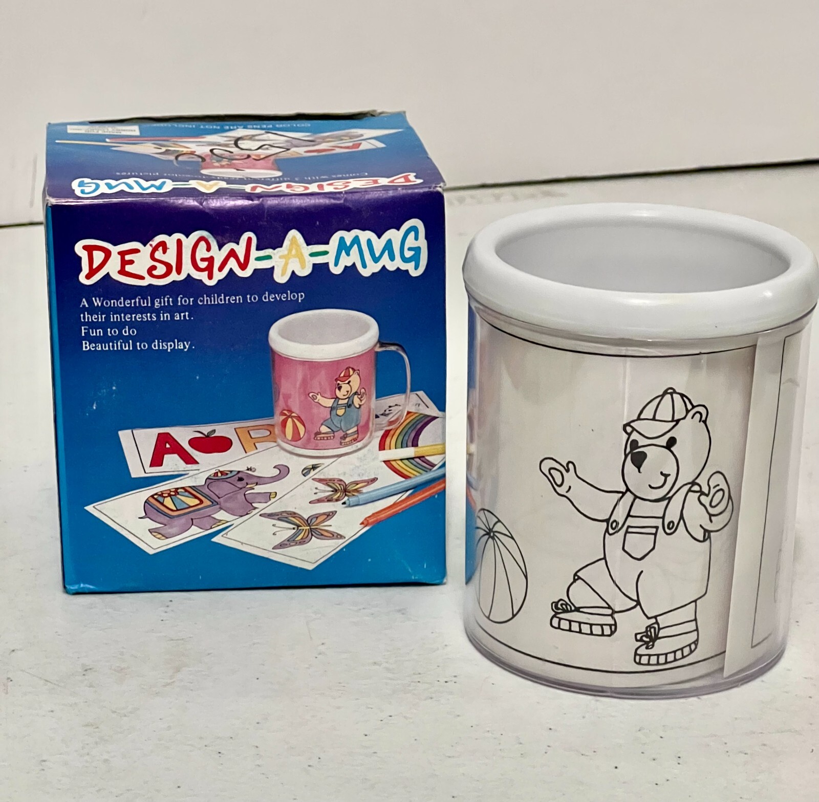 DESIGN A MUG CRAFT KIT  ***NEW IN BOX*** KID'S FUN