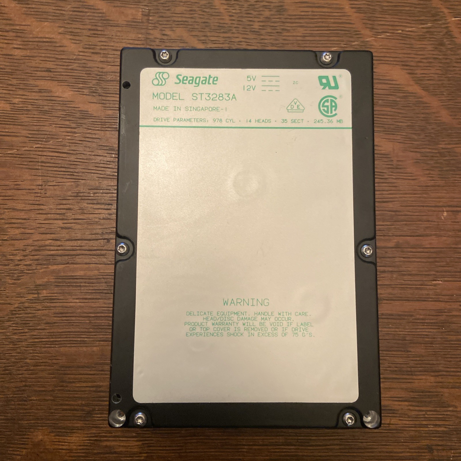 Seagate ST3283A IDE Festplatte (245MB, retro, 1993)