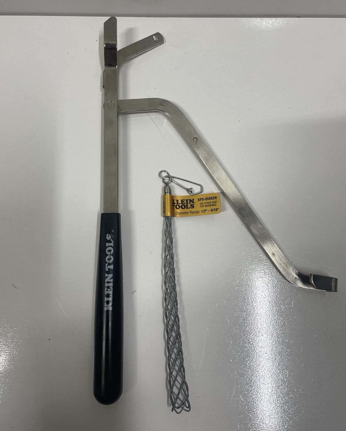 Klein Tools Fish Tape Cable Puller Set w/ KPS-050SEN Grip 1/2"–9/16"