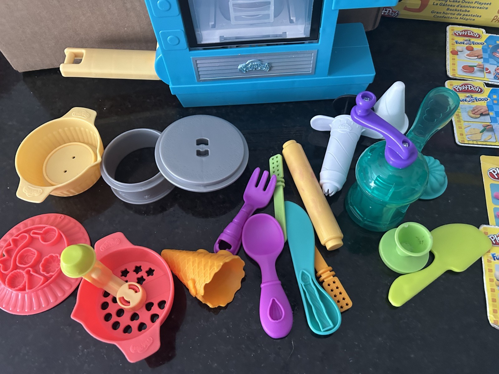 Play-Doh Kitchen Creations Playset w Box Accessories Tested Working NO Dough