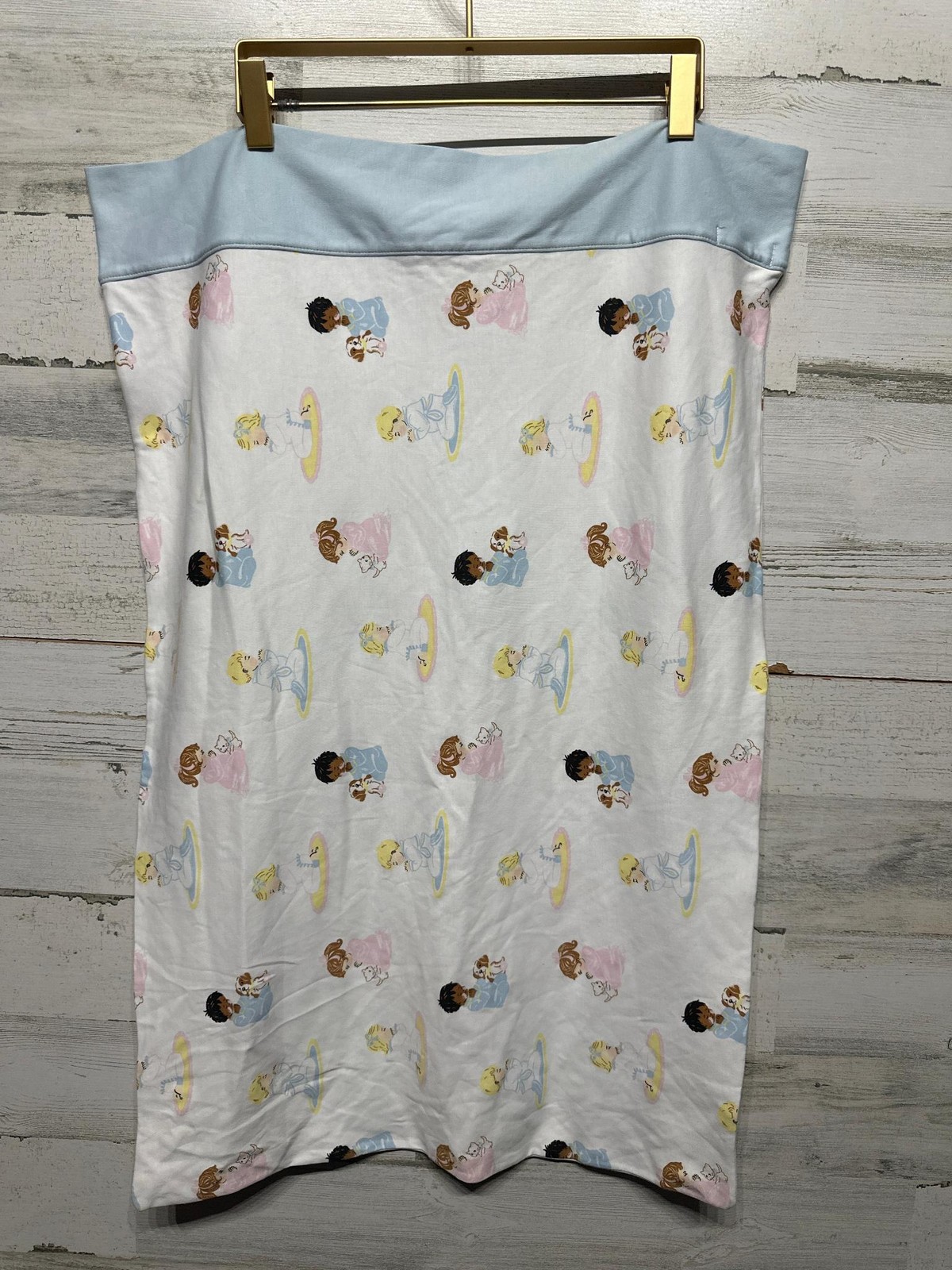 The Beaufort Bonnet Company Pillowcase Kids Standard White Blue Praying NWOT