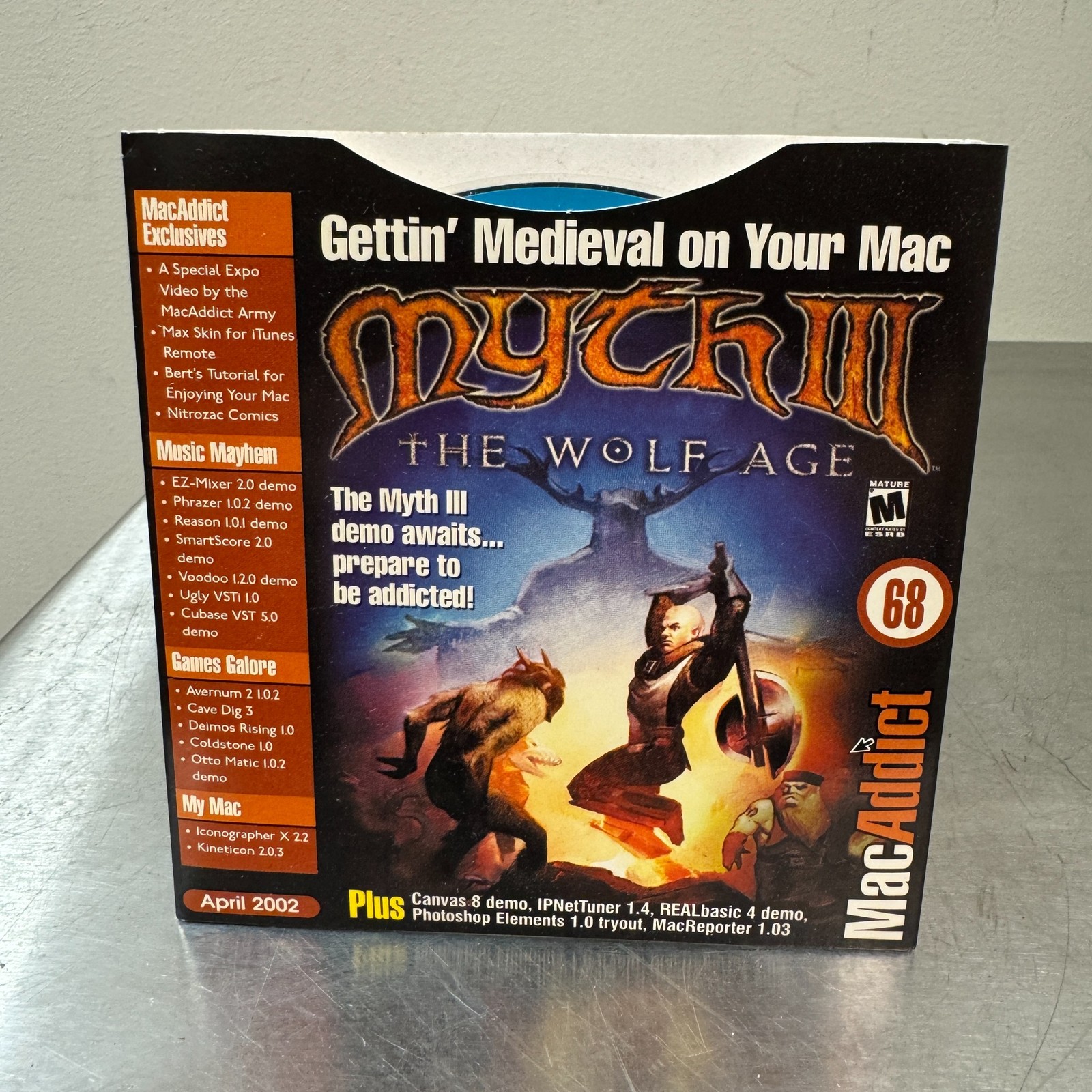 April 2002 Mac Addict Magazine CD Macintosh Game Myth III The Wolf Age Demo