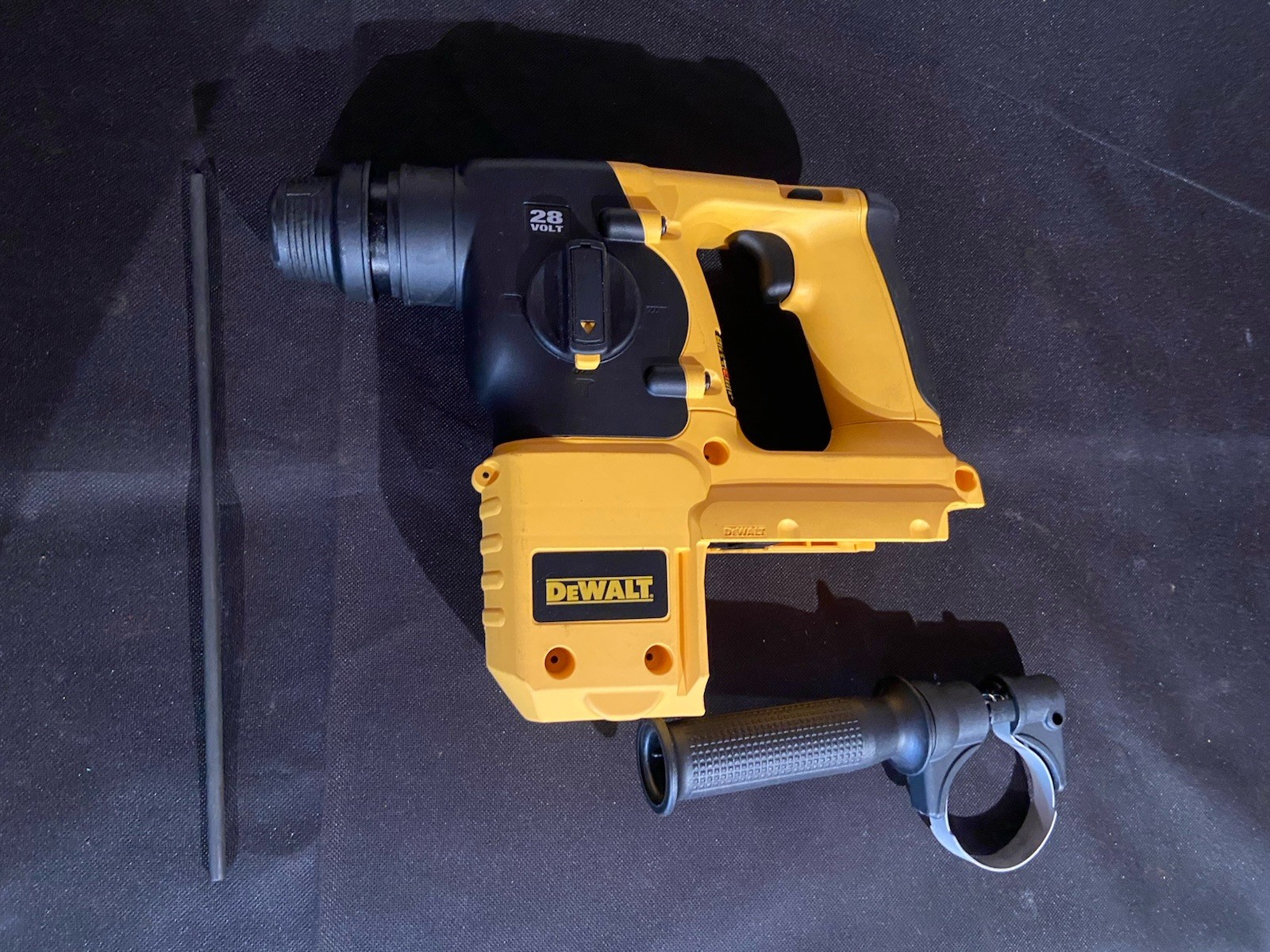 New Old Stock Dewalt 28V Cordless SDS Rotary Hammer - DC228
