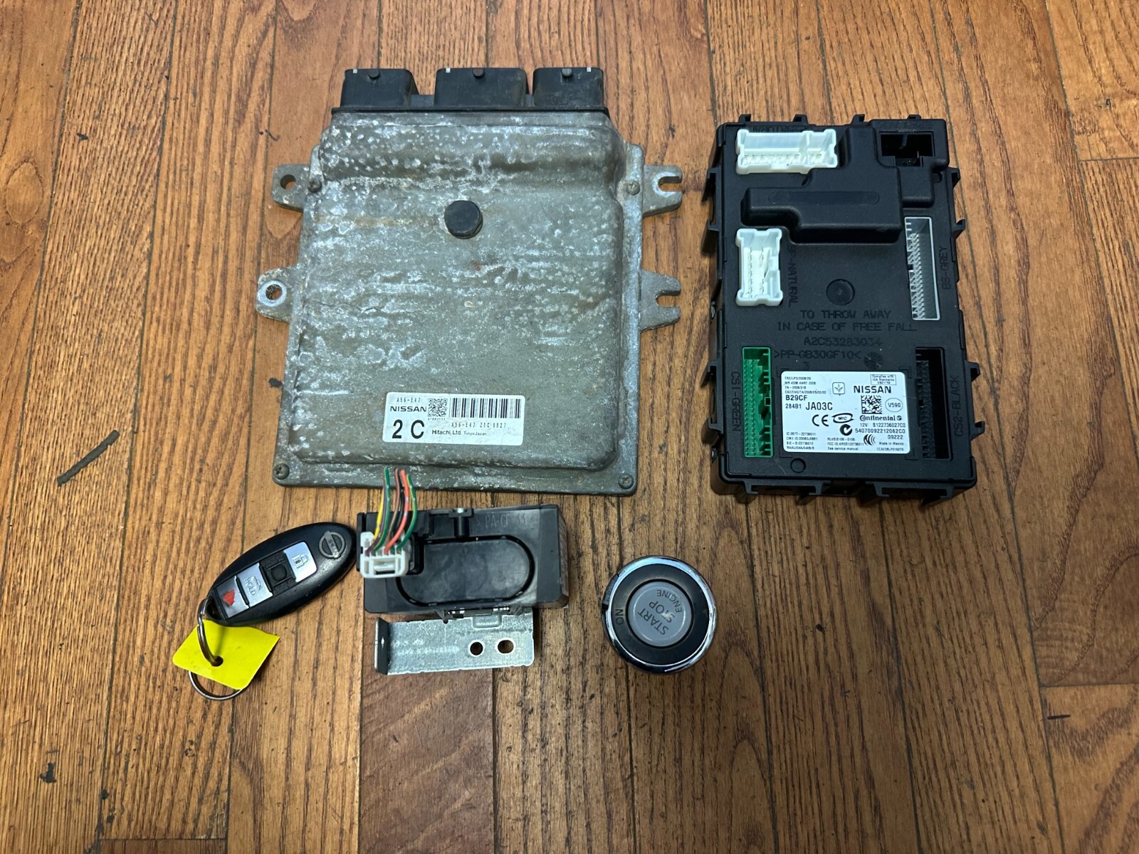 2010 NISSAN MAXIMA OEM BCM ECM Engine Computer Ignition Reader Push Start FOB