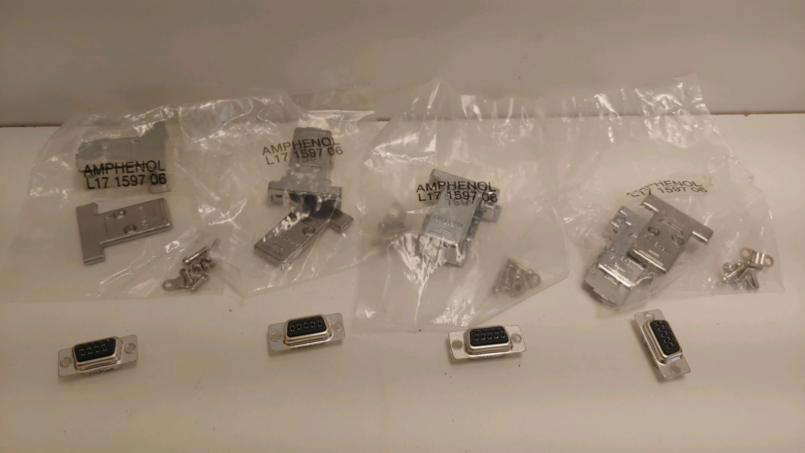LOT OF (4) NEW OLD STOCK! AMPHENOL D-SUB BACKSHELL CONNECTORS L17-1597-06